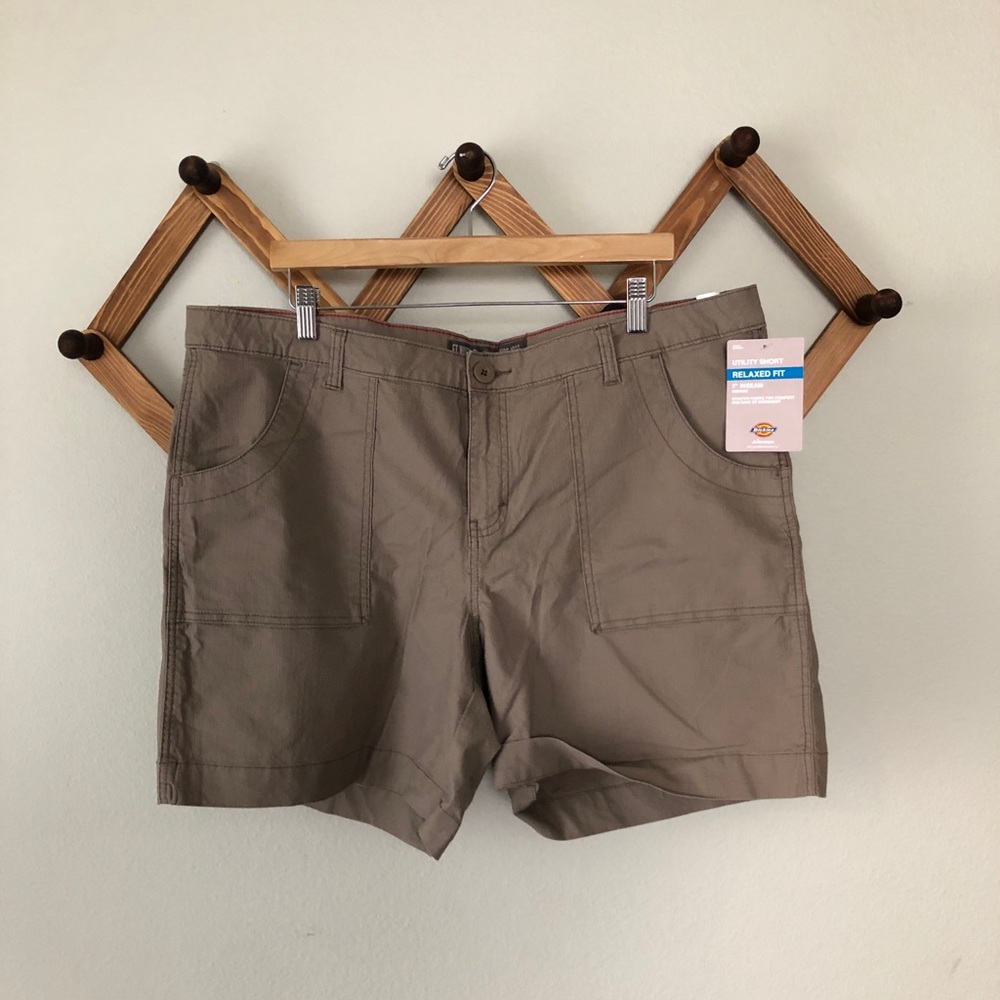 Dickies Shorts NWT